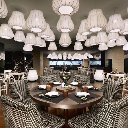 Aston Priority Simatupang Hotel And Conference Center Jakarta Exterior photo