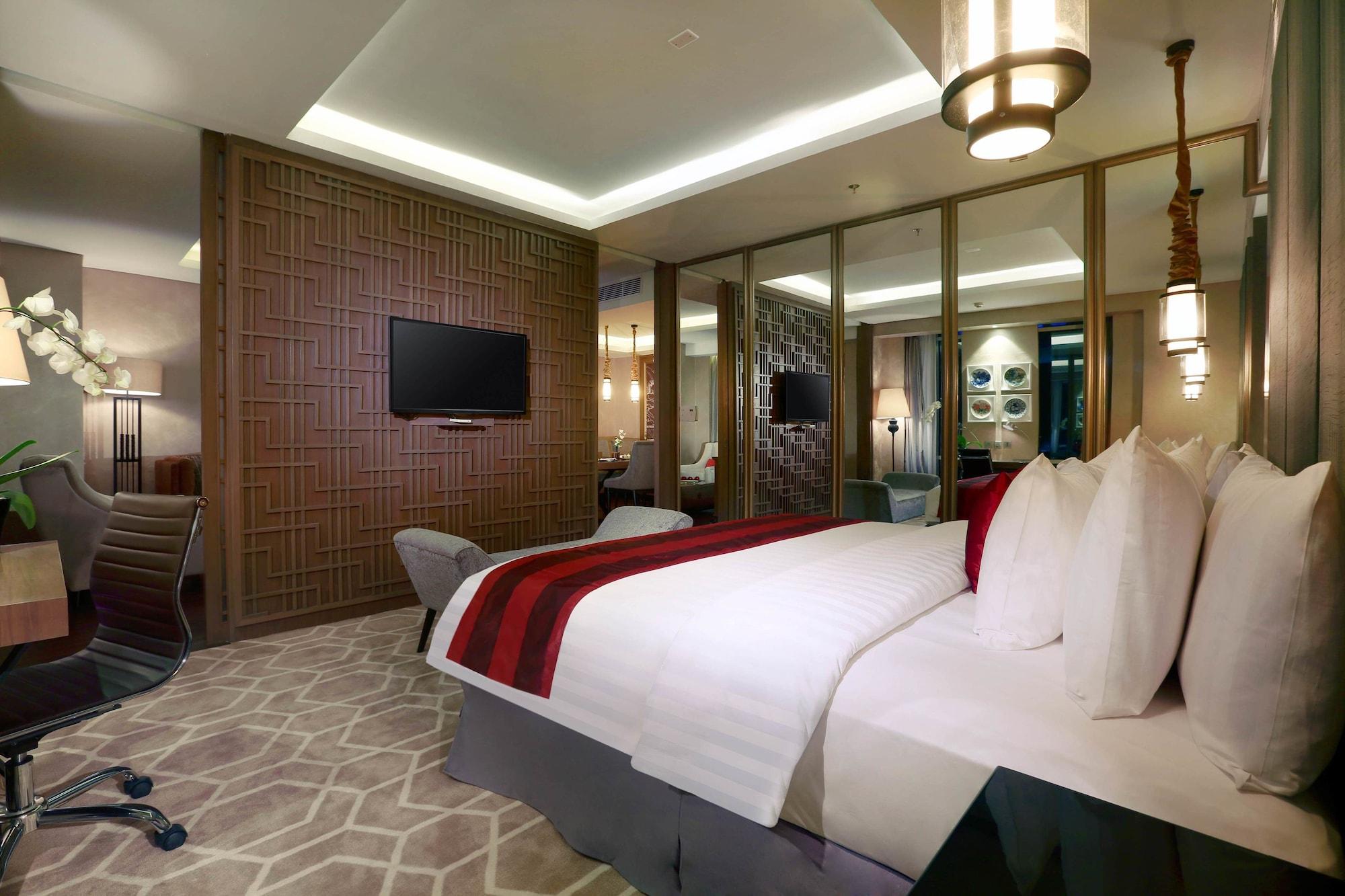 Aston Priority Simatupang Hotel And Conference Center Jakarta Exterior photo