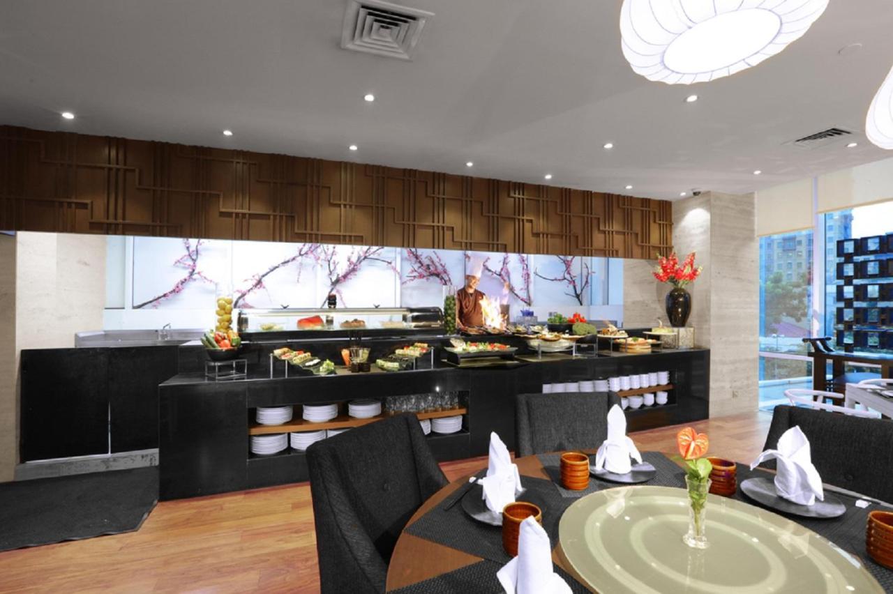 Aston Priority Simatupang Hotel And Conference Center Jakarta Exterior photo
