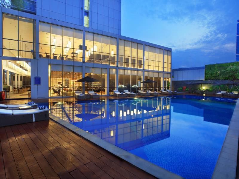Aston Priority Simatupang Hotel And Conference Center Jakarta Exterior photo